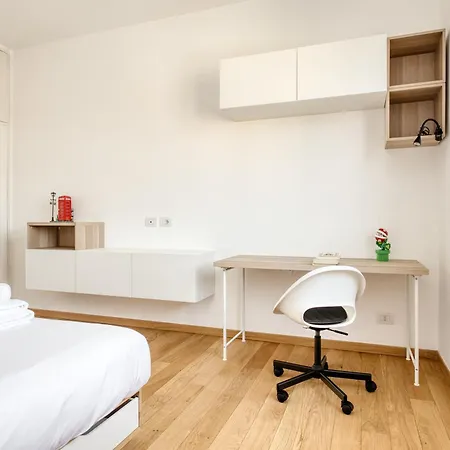 Stay&fly Milano - Linate Airport *